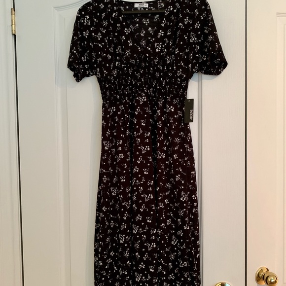 NWT Ardene Midi Dress - Picture 2 of 3